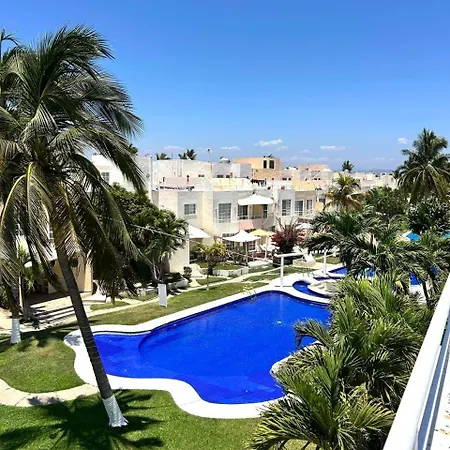 Luxurios House, Pool And Beach Your Oasis